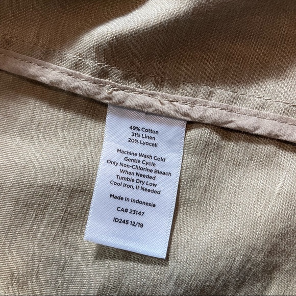 **SOLD** Tan Utility Jacket - Picture 6 of 12